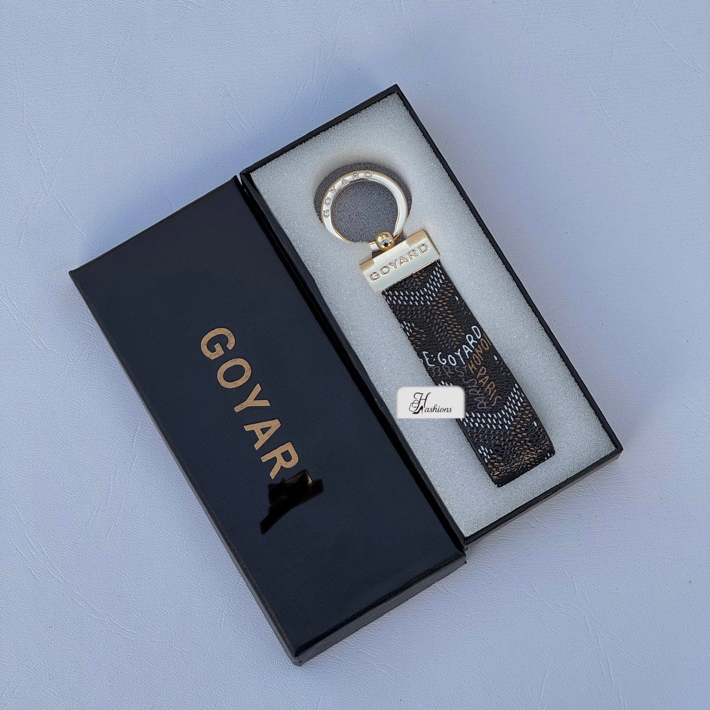 Geometric Pattern Leather Loop Keychain