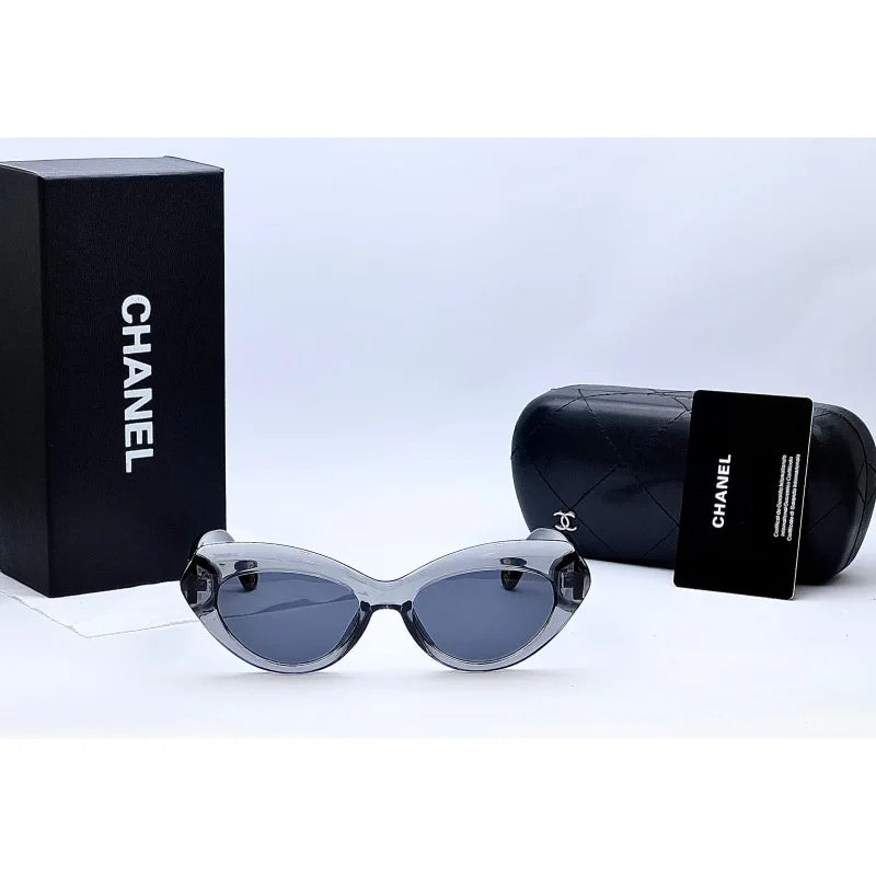 Elegant Oversized Cat-Eye Sunglasses for Women – Gradient Lens in Brown & Gray