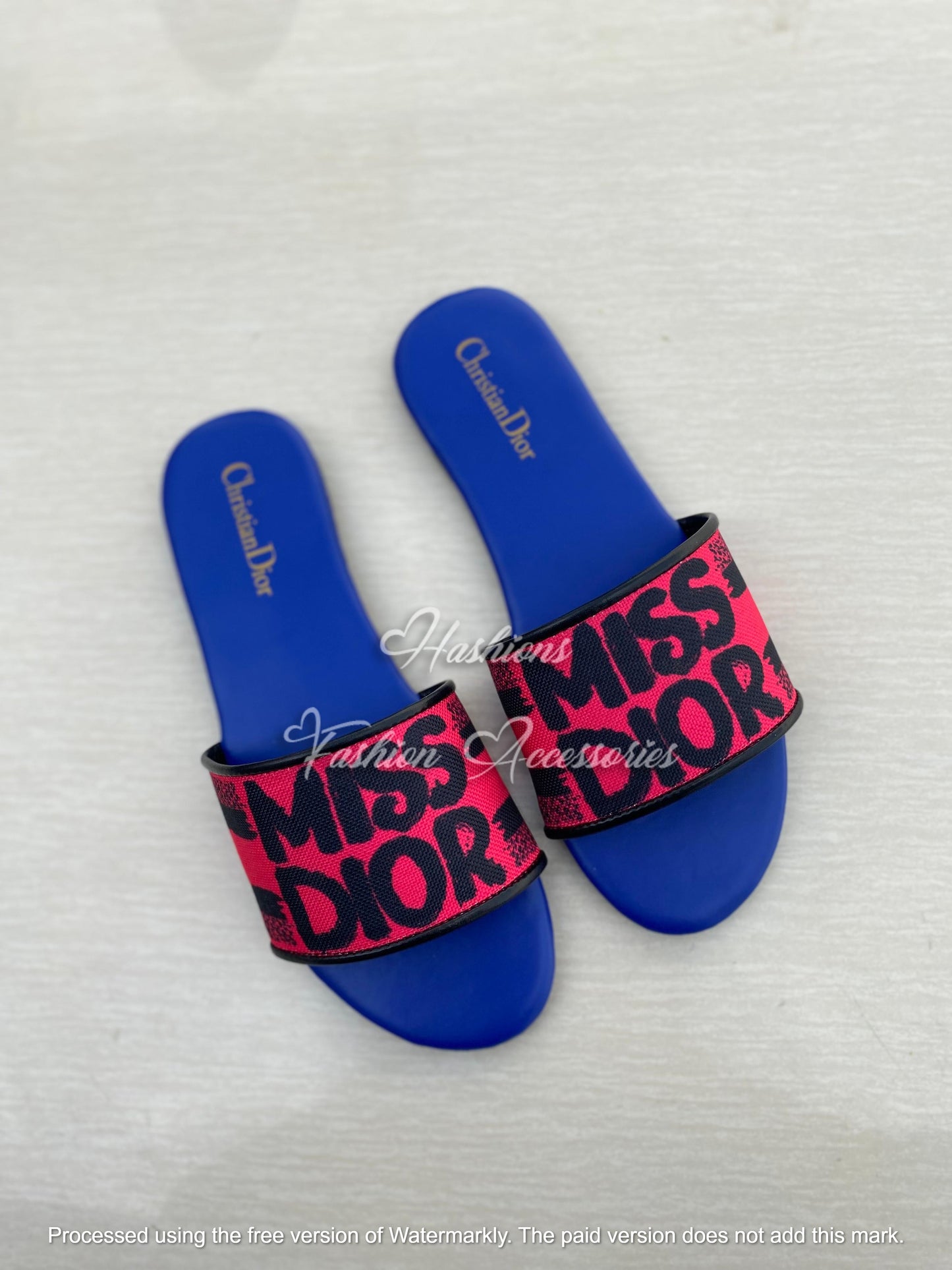 Miss Dior Graphic Slides – Bold Logo Flat Sandals
