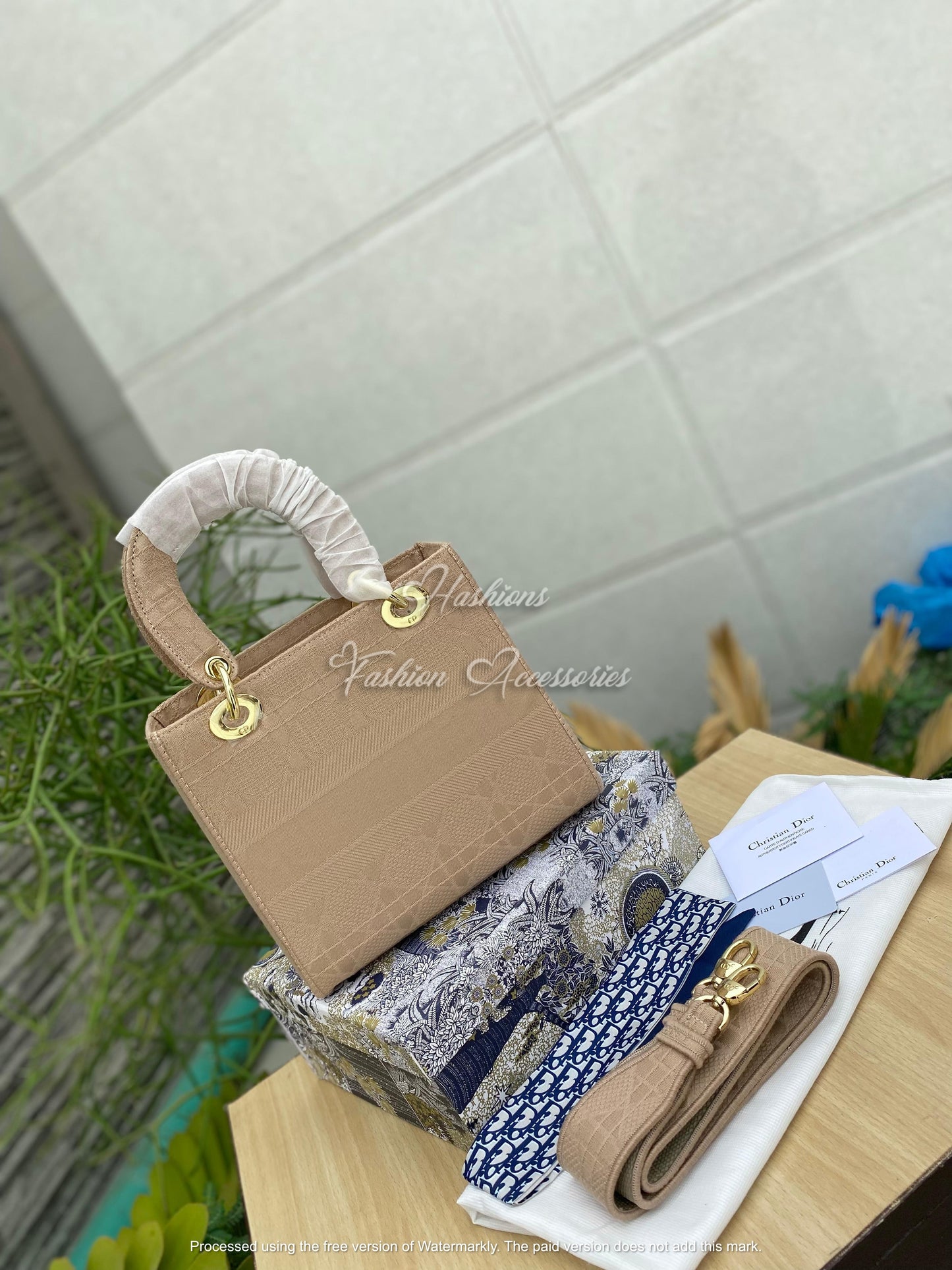Dior D Lite Beige - Handbag
