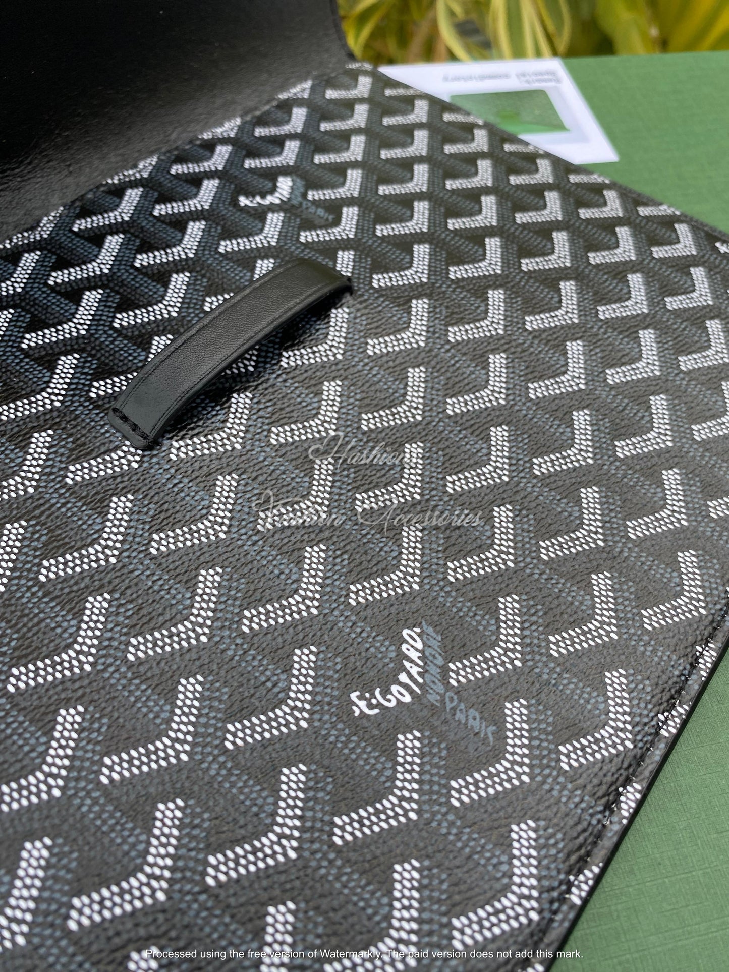 Go-Yard Envelope Bag
