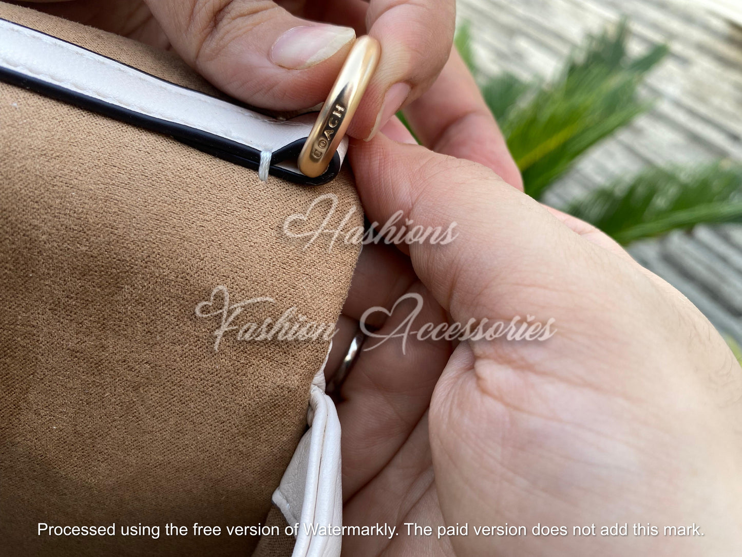 Coach Quinn Leather Shoulder Bag
