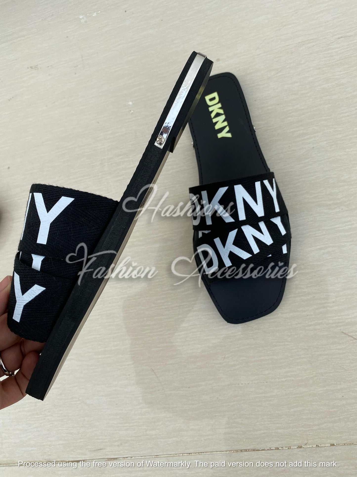 Canvas Strap Slides – Women’s Everyday Comfort Flats (Beige & Black)