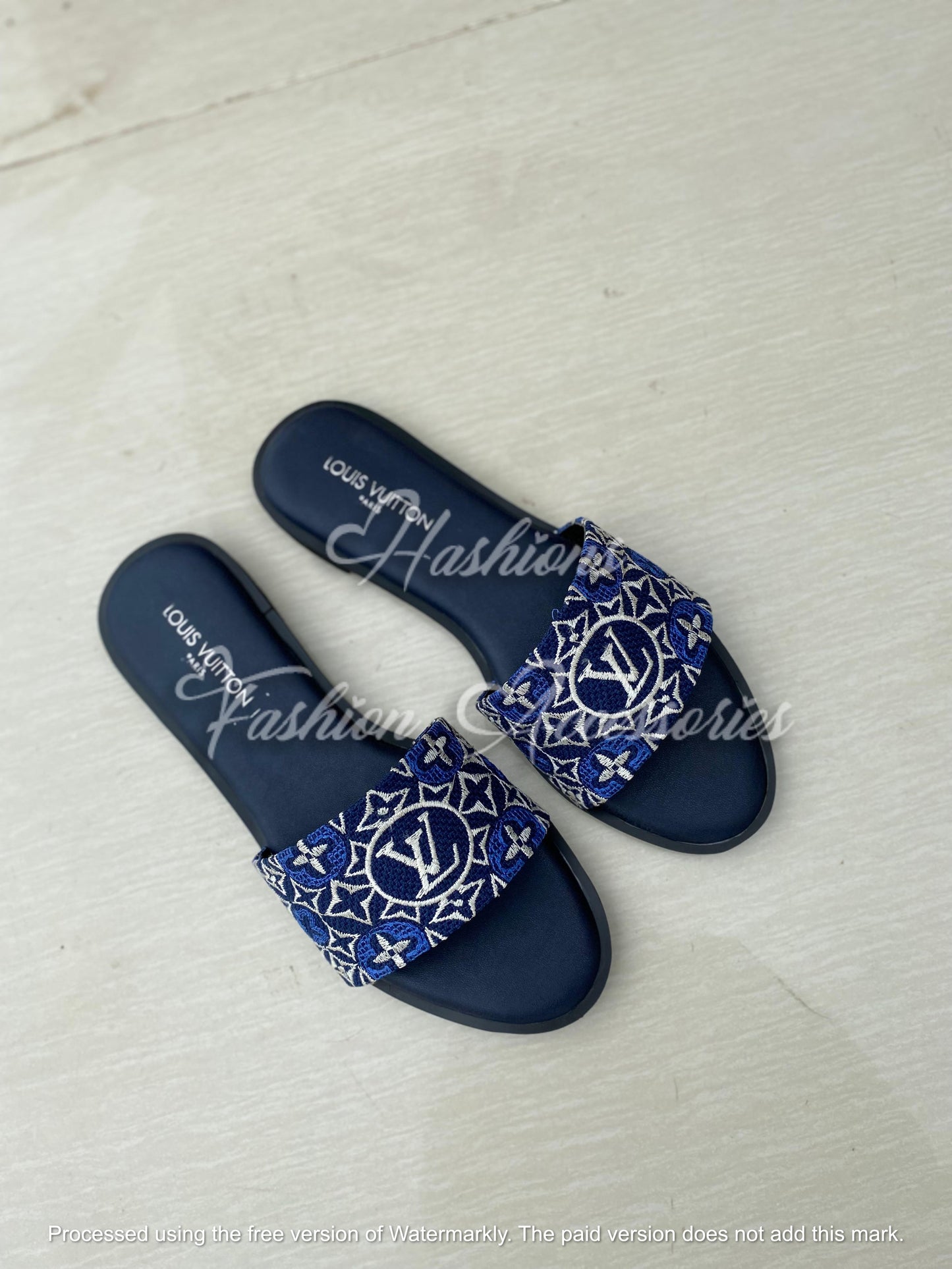 L-V Flats