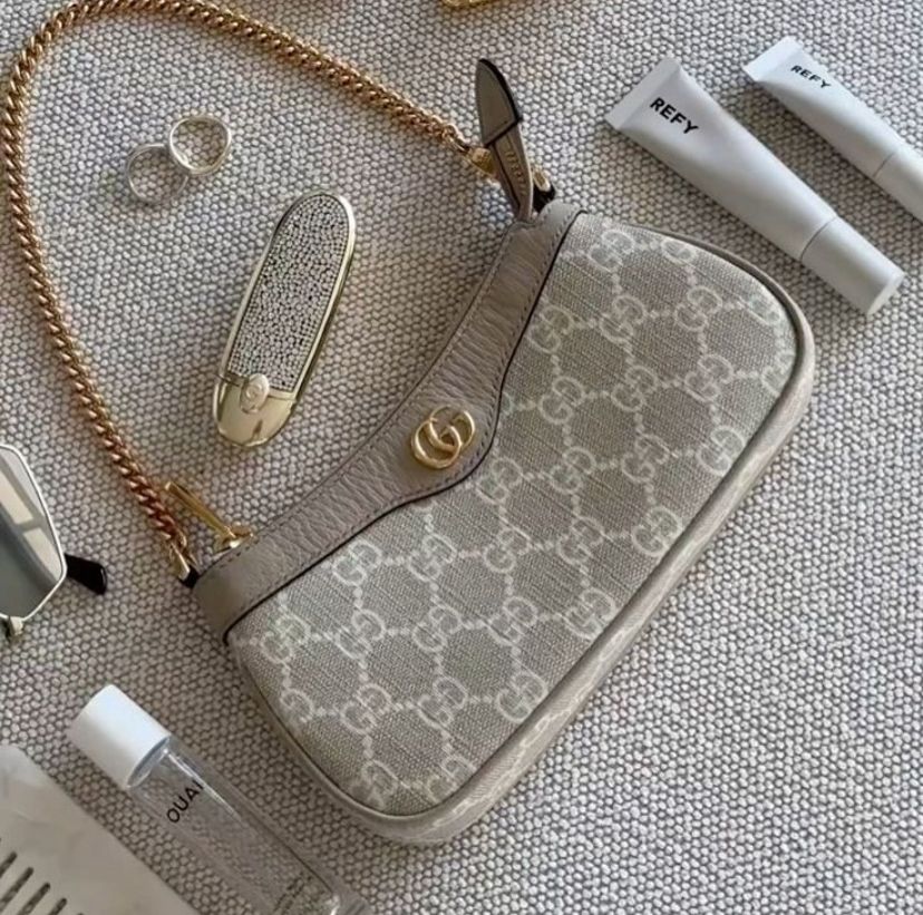 Luxury Canvas Chain Shoulder Bag – Mini Monogram Design