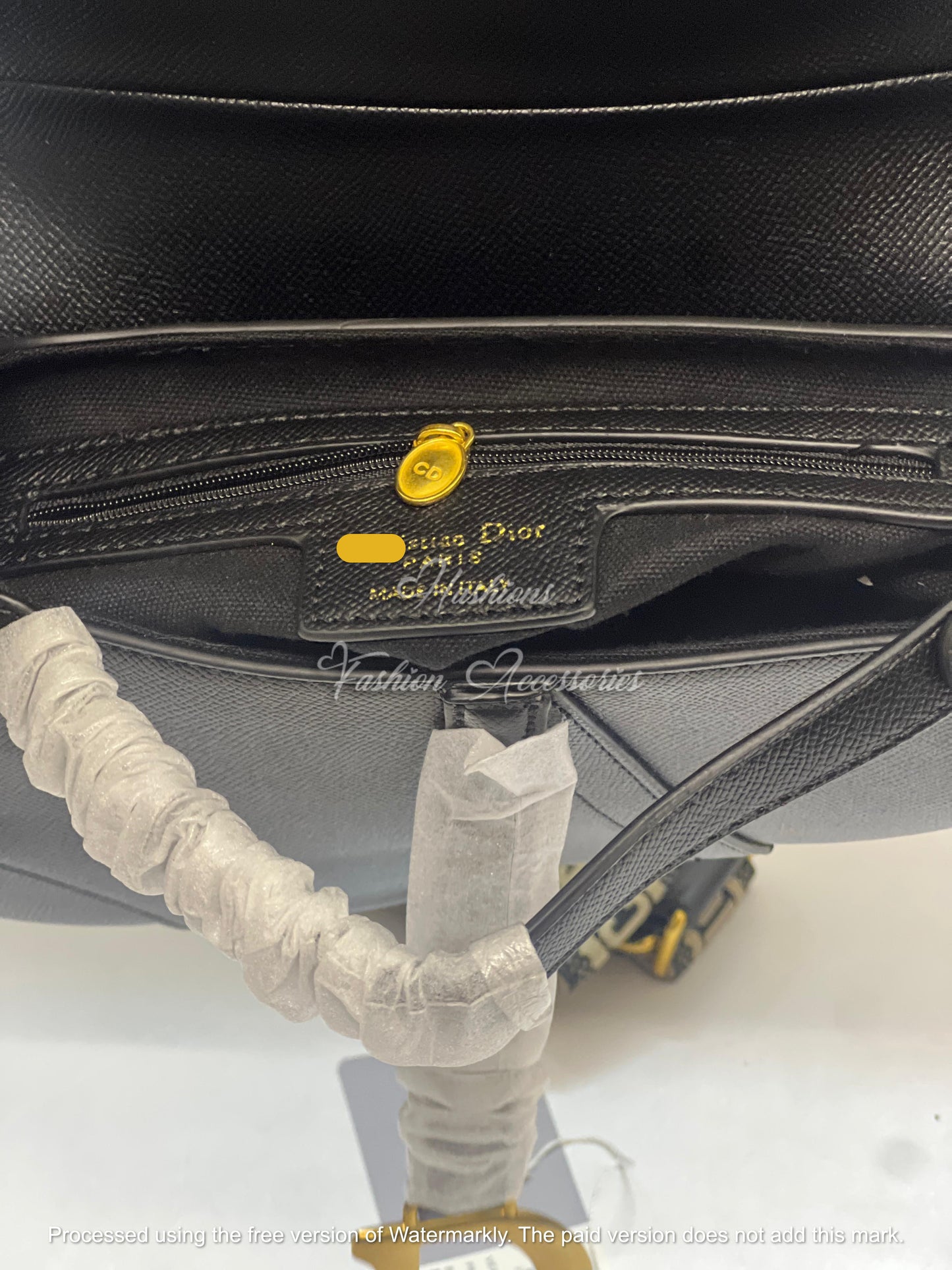 Classic Saddle Bag with Wide Guitar Strap β Grained Leather & Woven Jacquard Crossbody