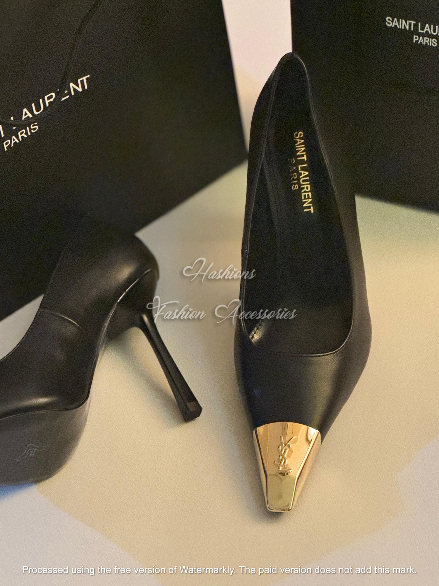 Metal-Toe Pointed Pumps