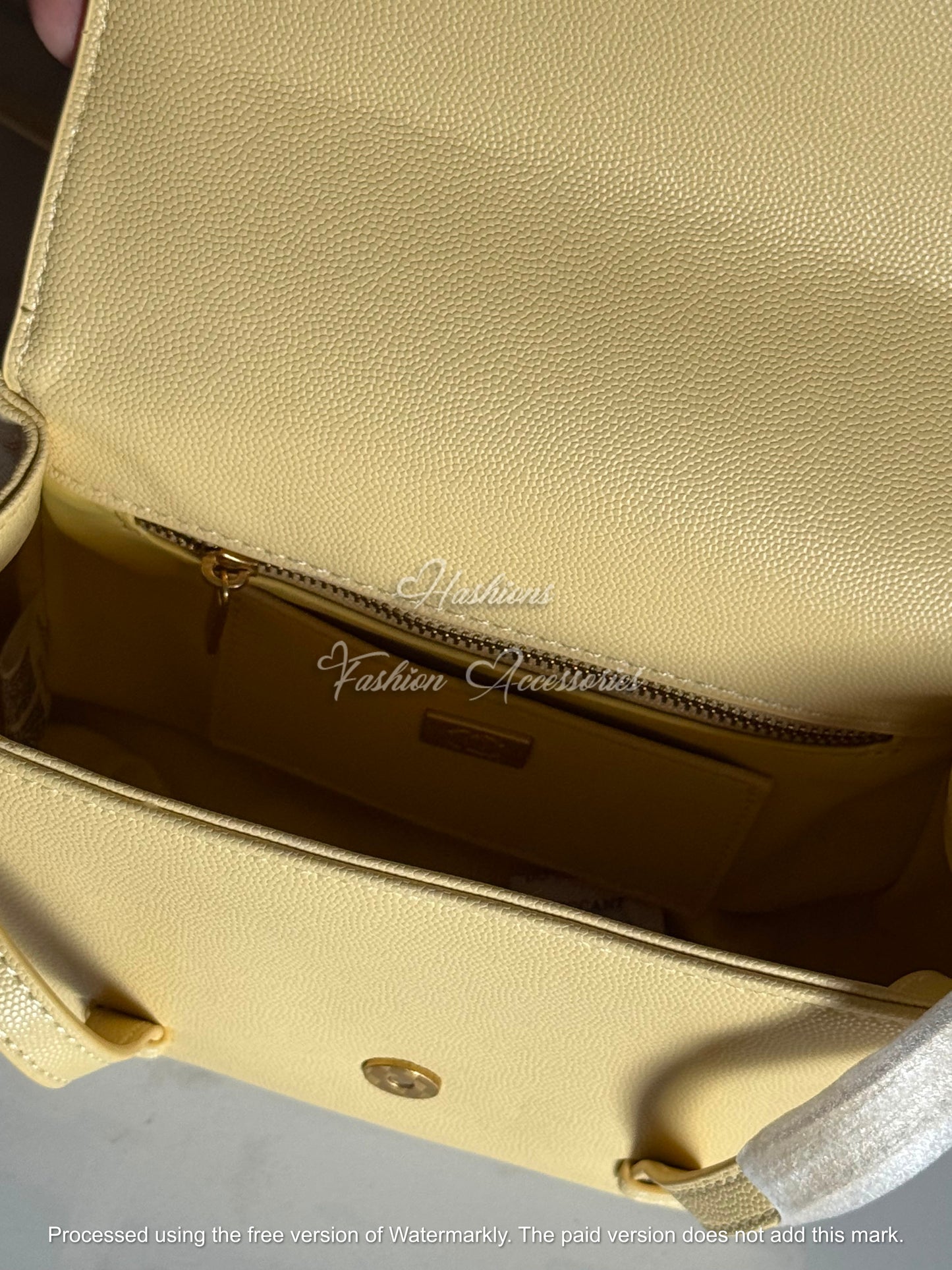 Structured Flap Handbag Small