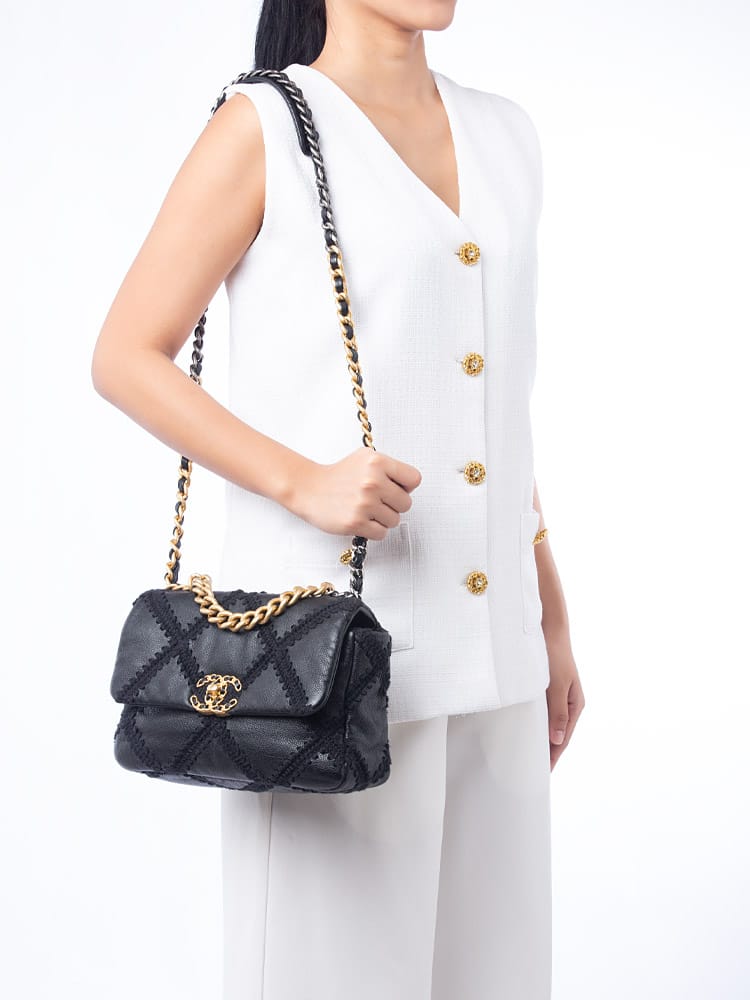 CHAN-EL Flap Bag 19 (Crochet) - Black