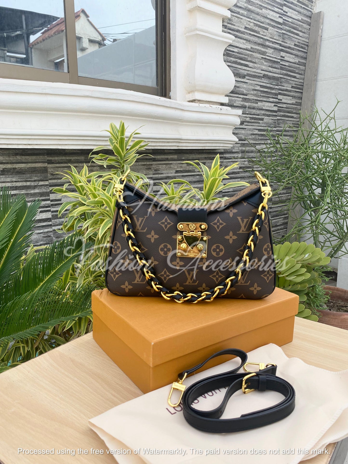 L-V Crossbody Bag