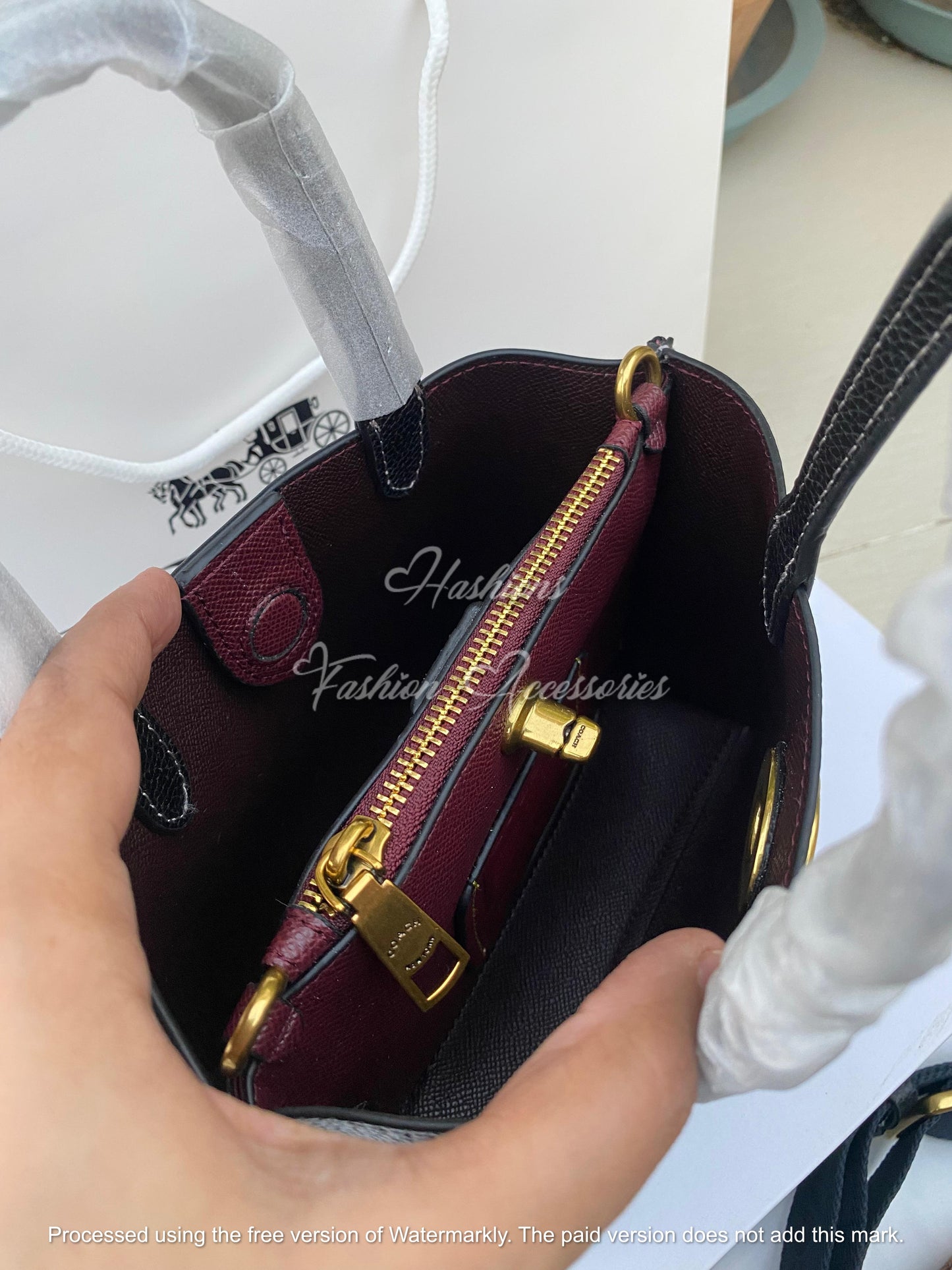 Mini Top-Handle Satchel in Black – Pebble-Texture, Turn-Lock, Detachable Crossbody