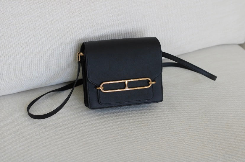 Structured Flap Crossbody Bag – Elegant Luxury Style for Women