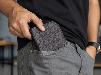 Men’s Embossed Leather Wallet