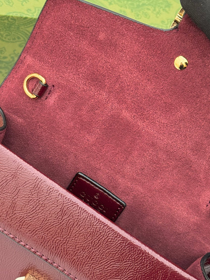 Women’s Mini Chain Clutch Bag with Gold Detail – Elegant Evening Handbag