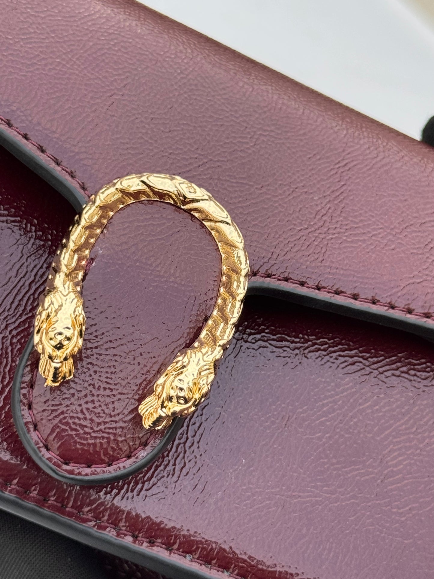 Women’s Mini Chain Clutch Bag with Gold Detail – Elegant Evening Handbag