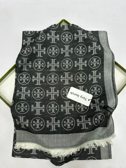 Signature Jacquard Pashmina Scarf for Women – Luxury Winter Wrap