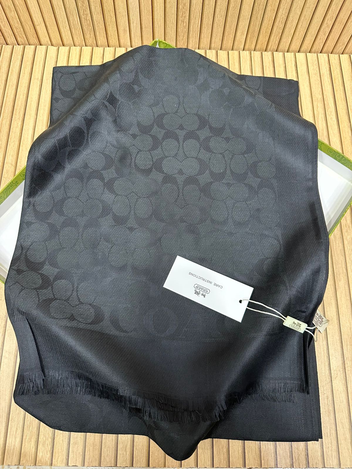 Elegant Jacquard Pashmina Scarf for Women – Soft Winter Shawl & Wrap