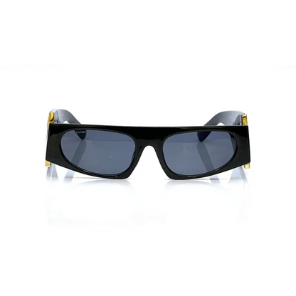 Bold Rectangular Luxury Sunglasses – Oversized Black Frame with Gold Temple Detail