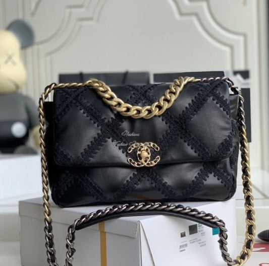 Hand-Crocheted Quilted Flap Crossbody/Shoulder Bag with Chain & Top Handle – Black