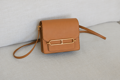 Structured Flap Crossbody Bag – Elegant Luxury Style for Women