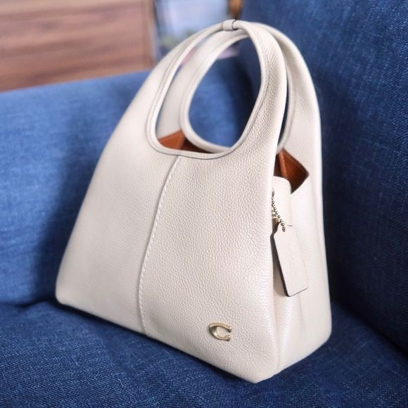 Structured Pebble Tote Bag – Luxury Everyday Handbag for Women