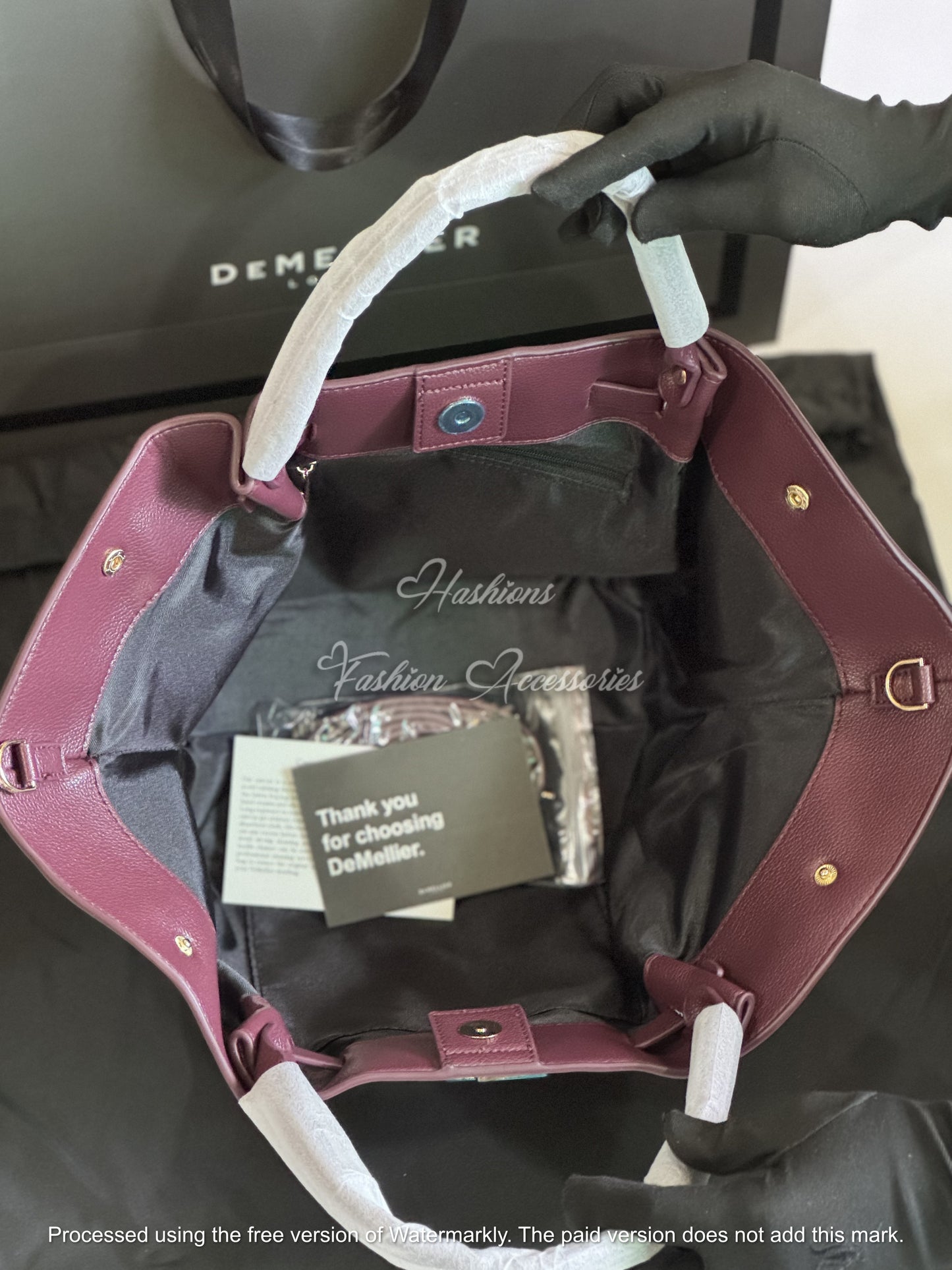 Winged Pebble Leather Tote - Versatile Medium Top-Handle Bag