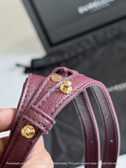 Winged Pebble Leather Tote - Versatile Medium Top-Handle Bag