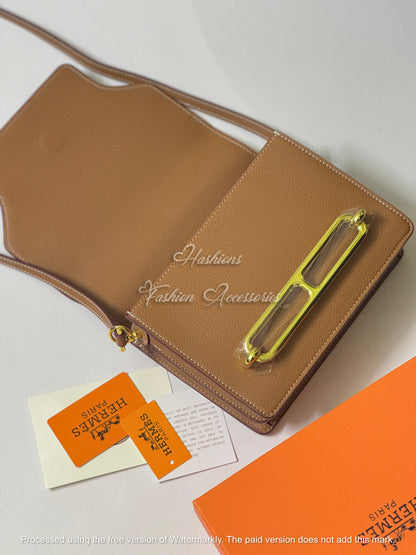 Structured Flap Crossbody Bag – Elegant Luxury Style for Women