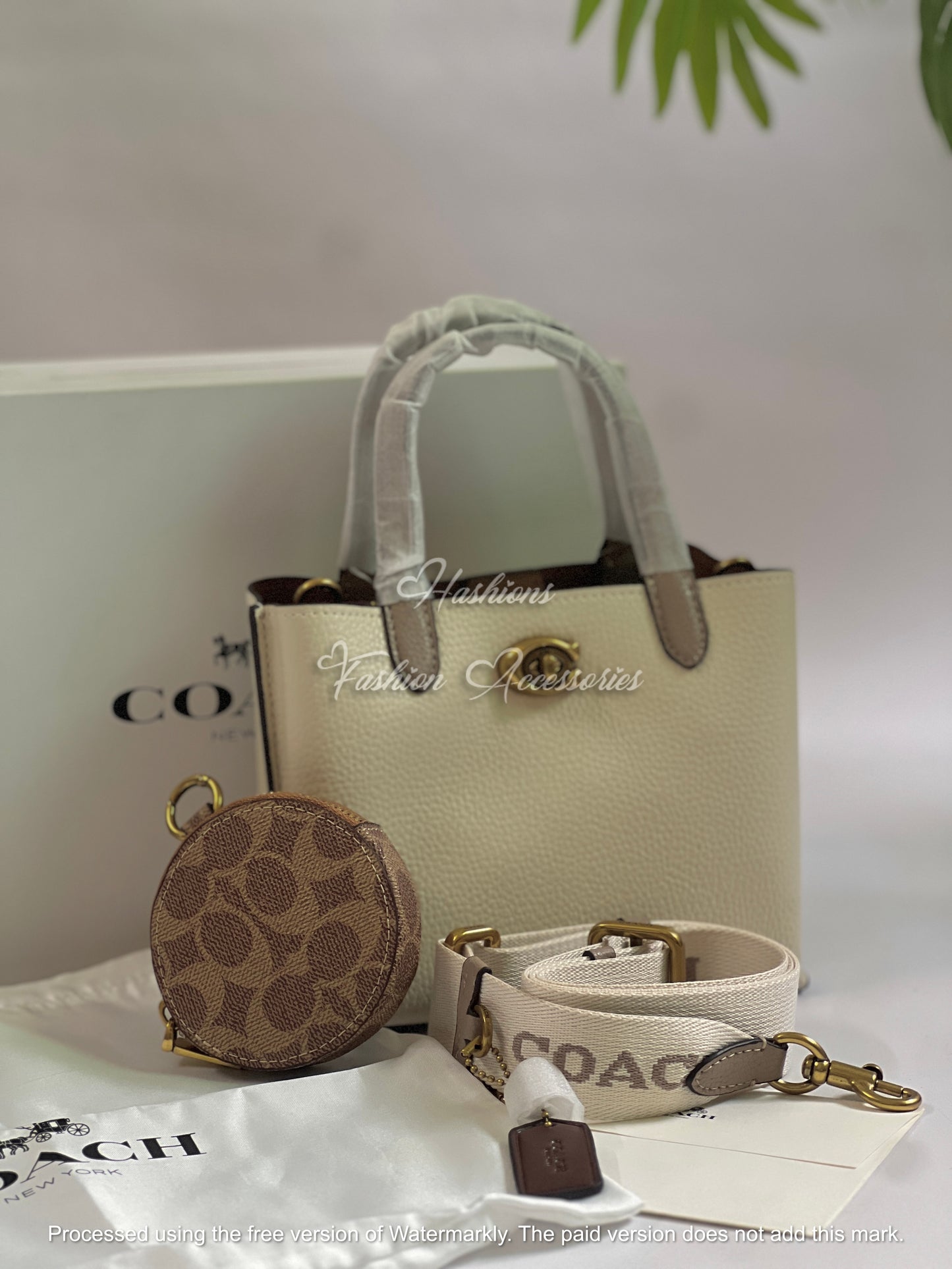 Mini Top-Handle Satchel in Ivory – Two-Tone Pebble, Turn-Lock, Detachable Crossbody