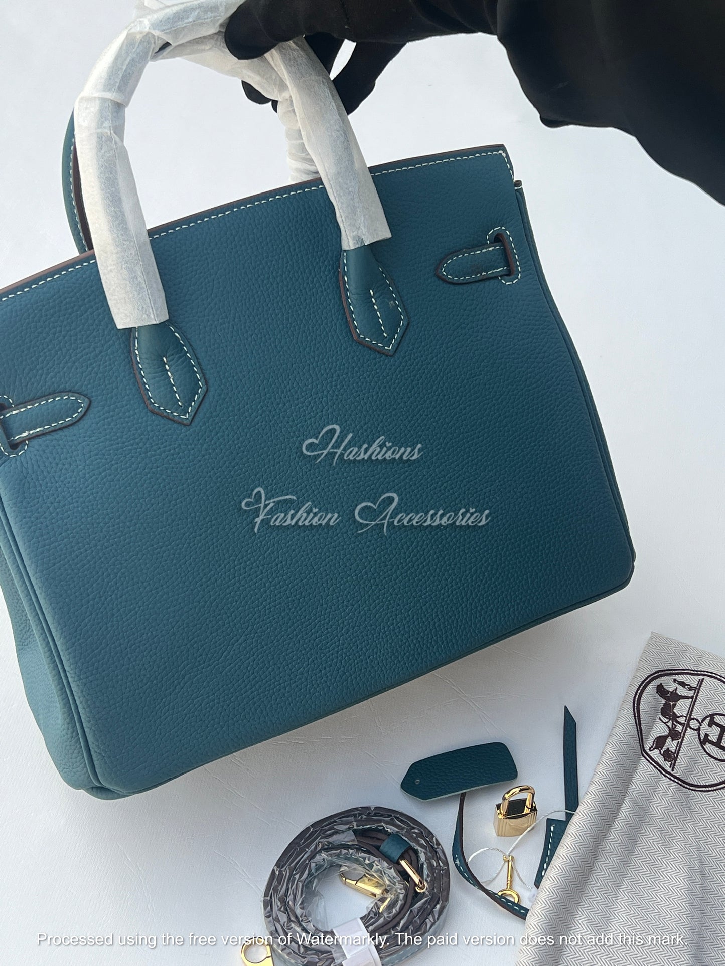 Women’s 30cm Structured Top Handle Bag – Genuine Togo Leather with Gold Hardware