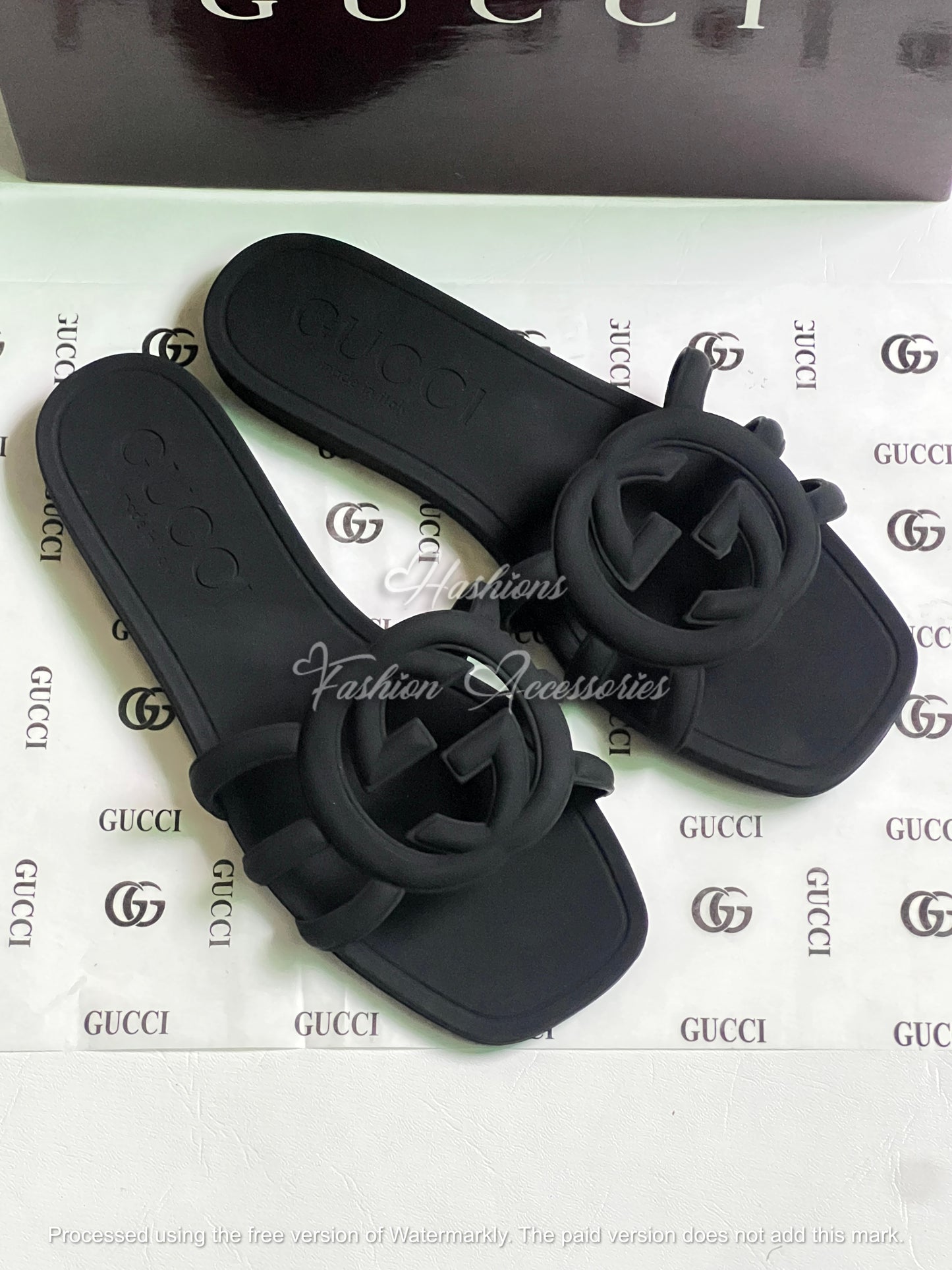 Women’s Jelly Logo Slides – Lightweight Summer Flat Sandals