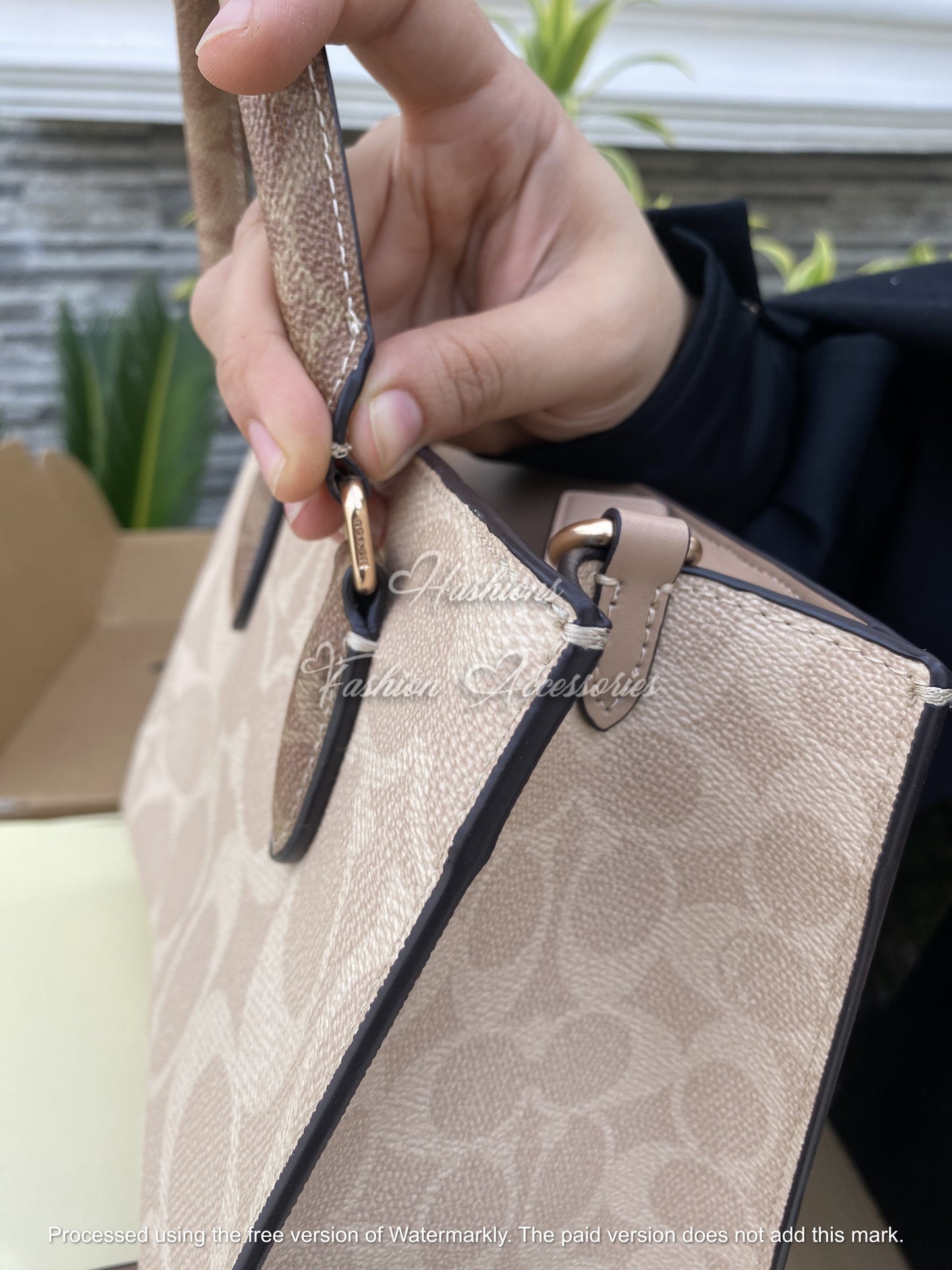 Coach Maggie Small Tote Bag