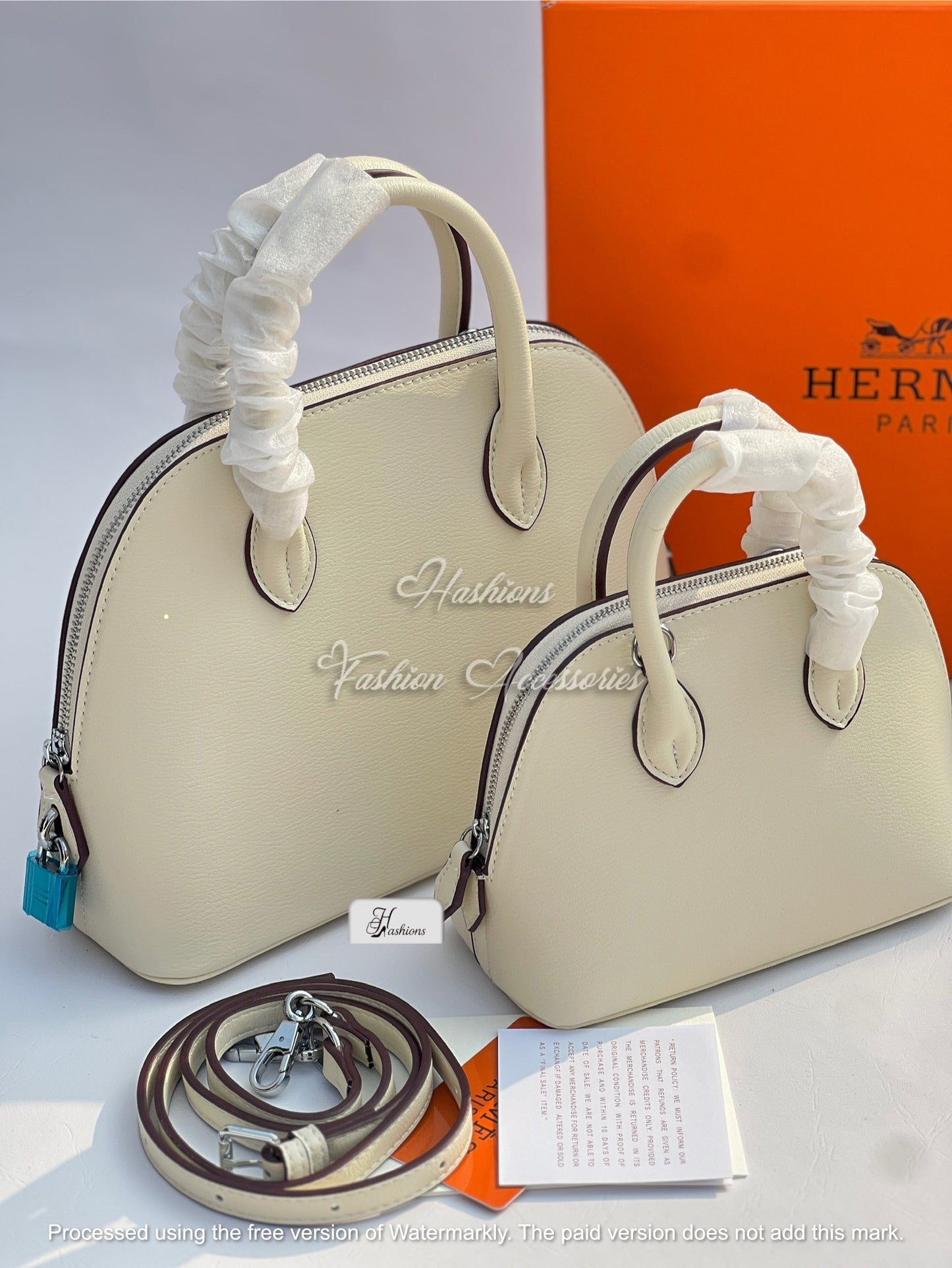 Classic Structured Dome Satchel – Grained Leather Top-Handle Bag with Padlock Detail