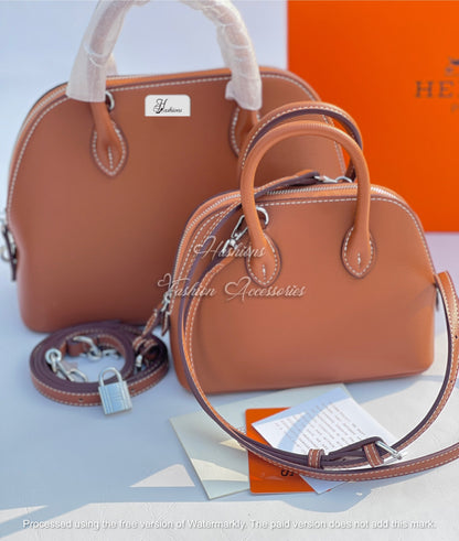 Classic Structured Dome Satchel – Grained Leather Top-Handle Bag with Padlock Detail