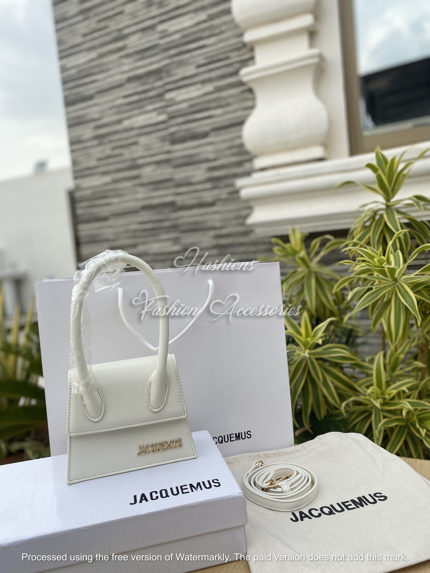 Chiquito-Style Mini Top-Handle Bag | Hashions