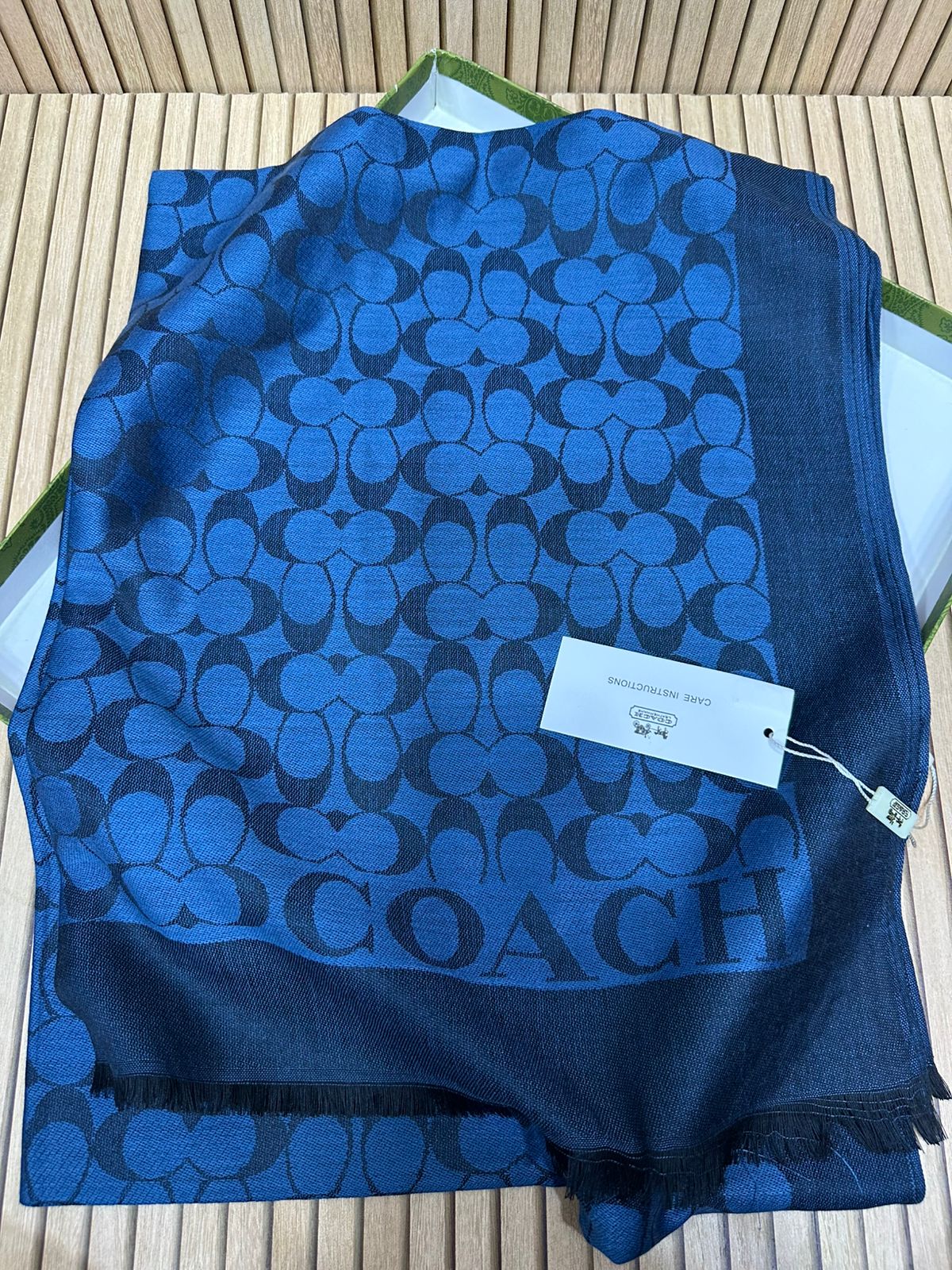 Elegant Jacquard Pashmina Scarf for Women – Soft Winter Shawl & Wrap