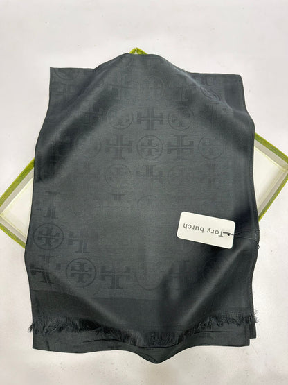 Signature Jacquard Pashmina Scarf for Women – Luxury Winter Wrap