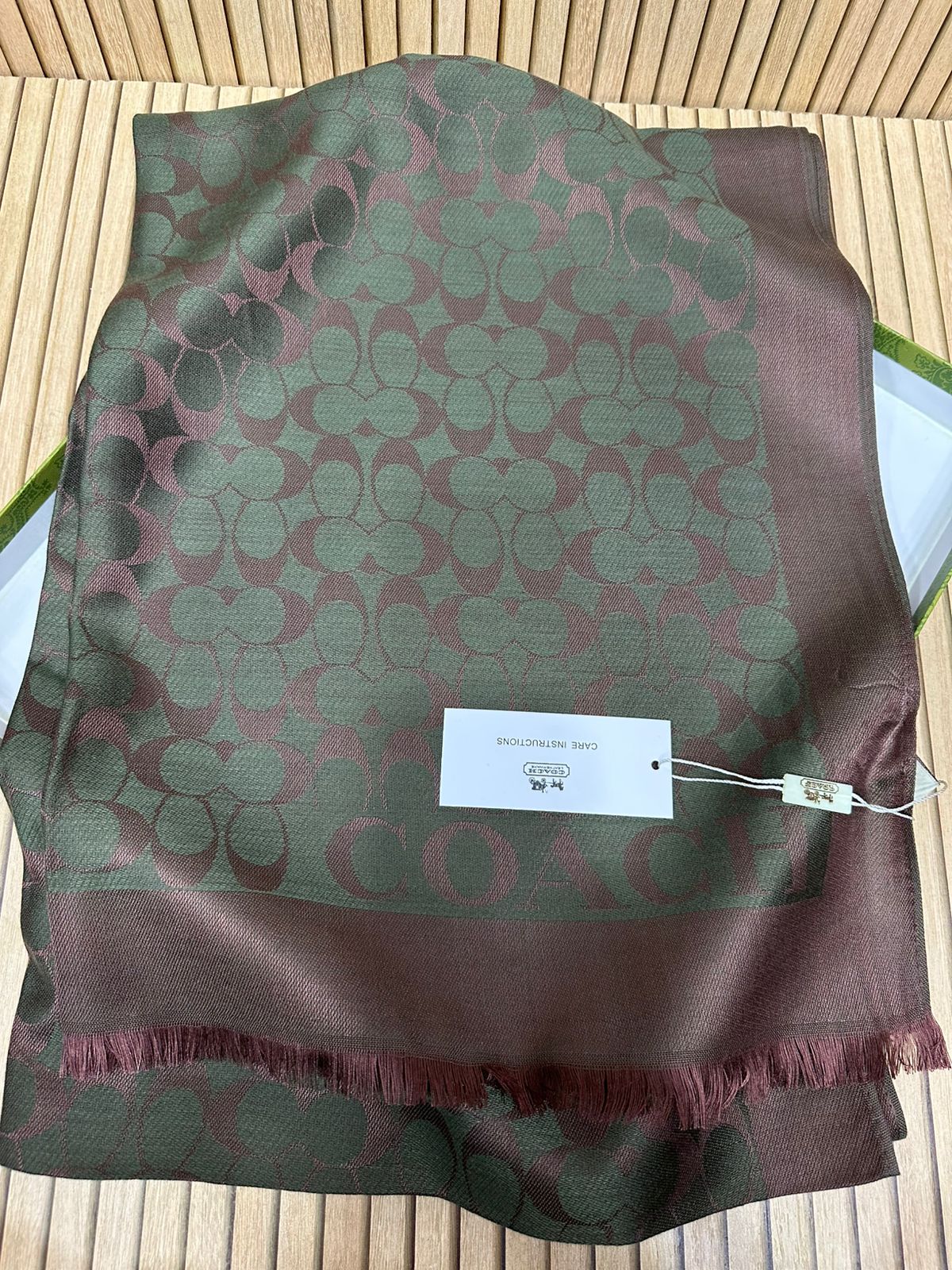 Elegant Jacquard Pashmina Scarf for Women – Soft Winter Shawl & Wrap