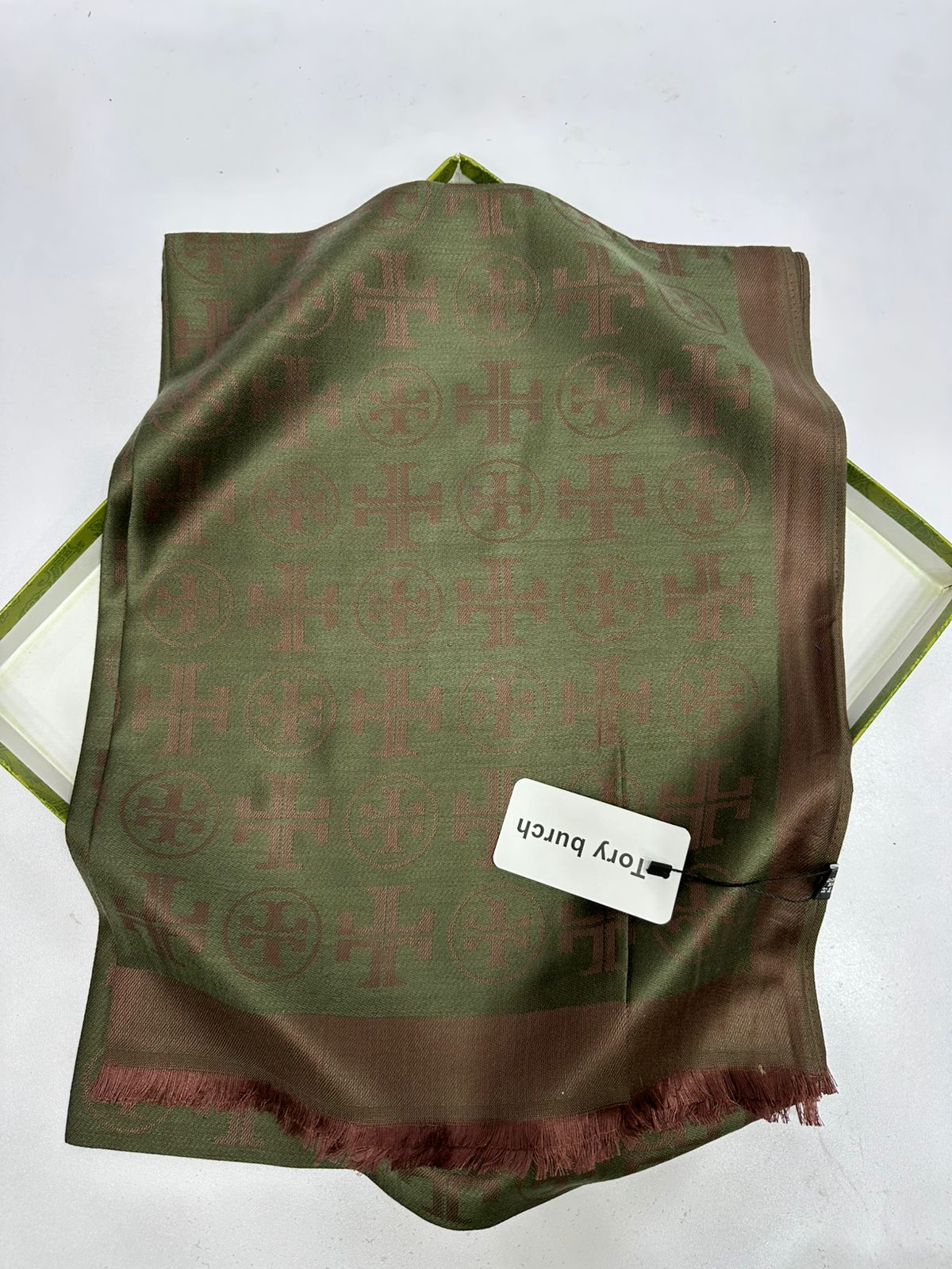 Signature Jacquard Pashmina Scarf for Women – Luxury Winter Wrap