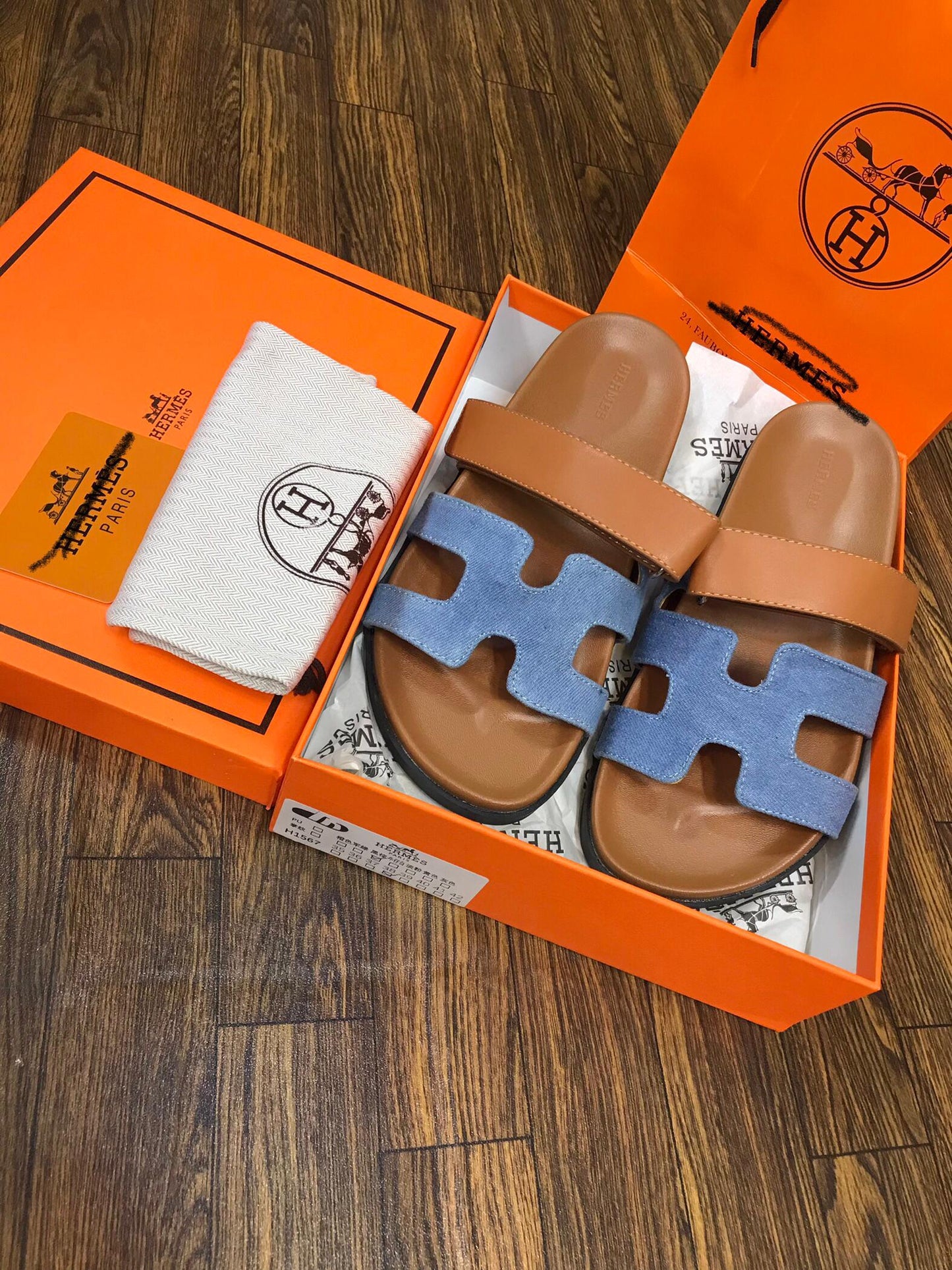Hermes Chypre Sandals