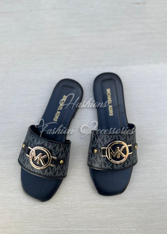 Canvas Flats