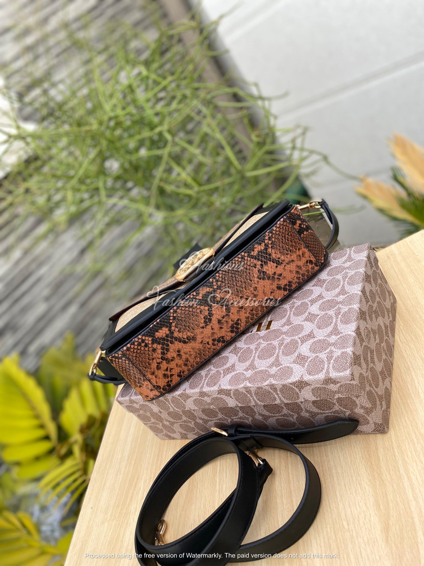 Coach Blocked Signature Canvas Bag
