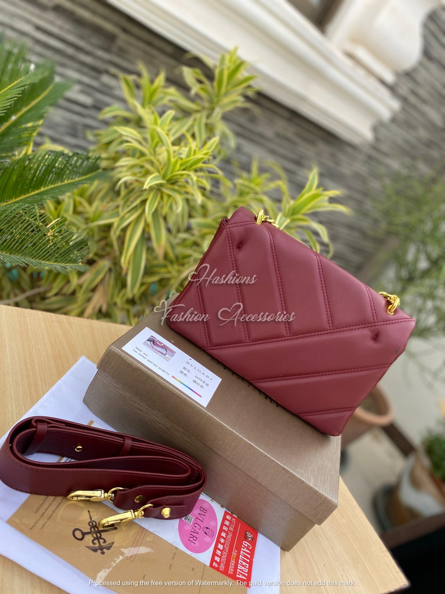 BVL-GARI-Quilted Shoulder Bag with Gold Serpent Clasp