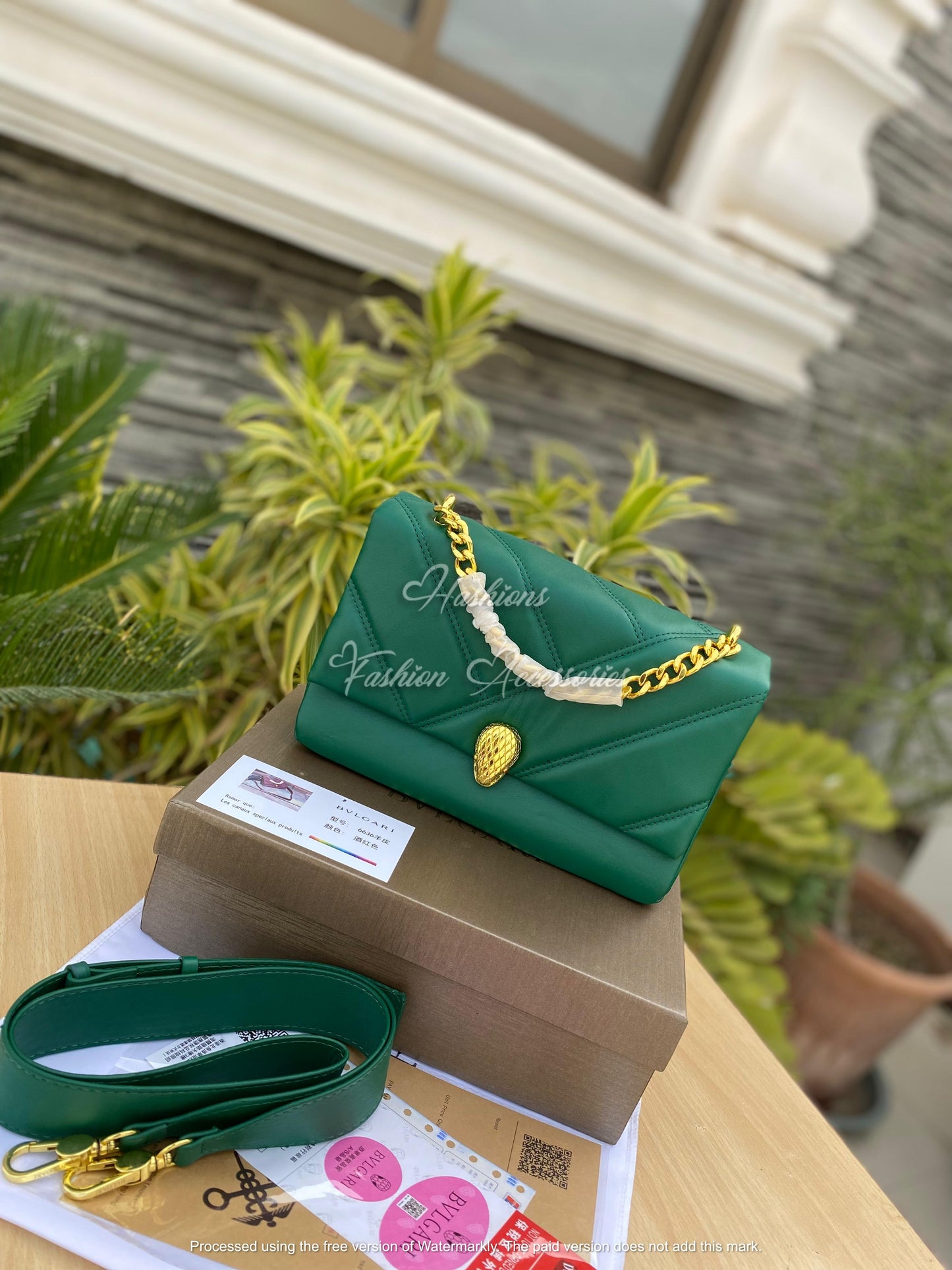 BVL-GARI-Quilted Shoulder Bag with Gold Serpent Clasp