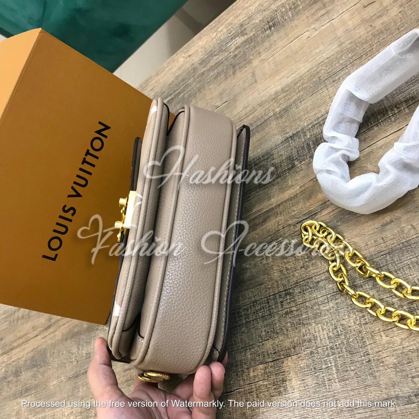 L-V Metis Beige