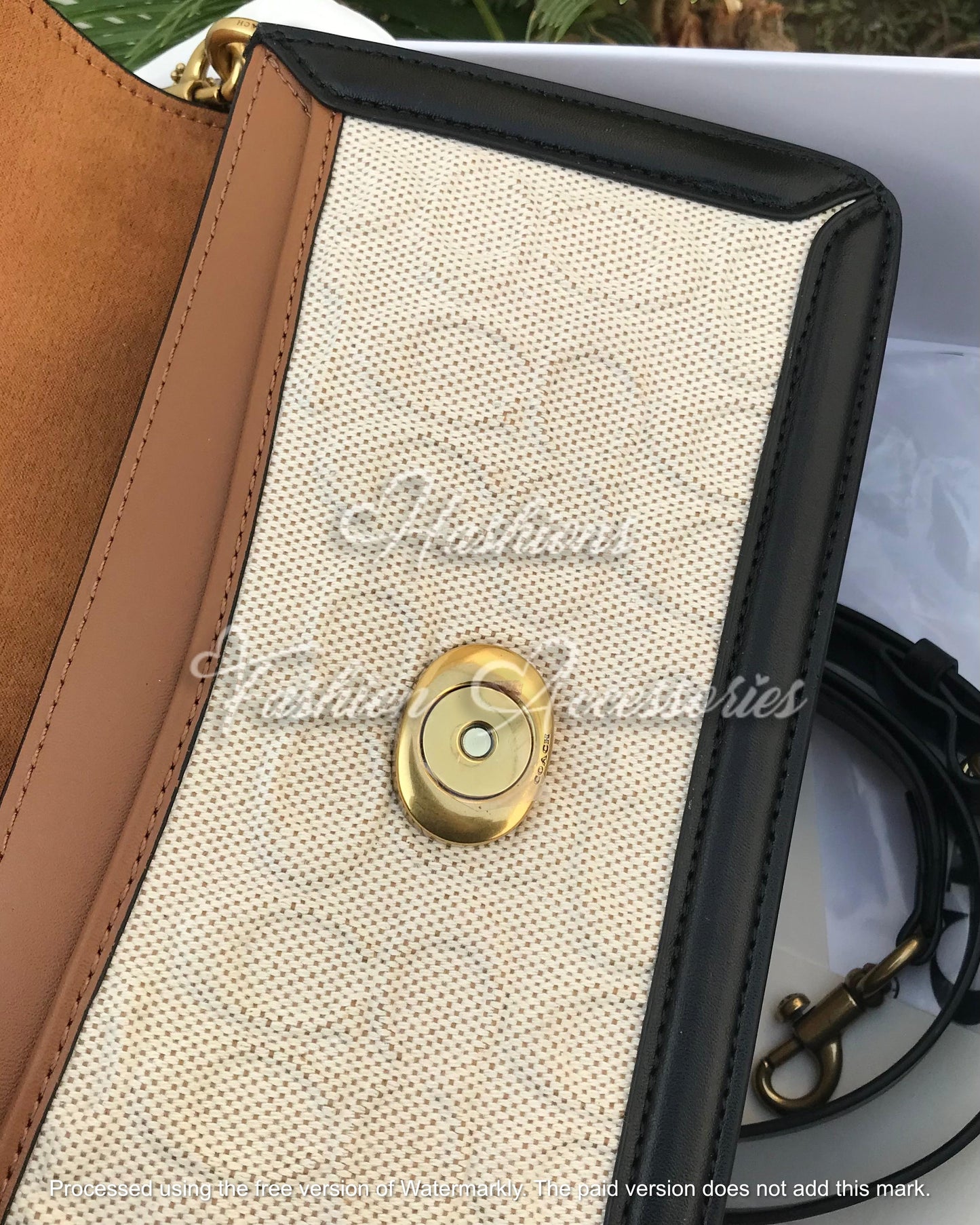Classic Coach C-Buckle Shoulder Bag – Tan & Canvas Elegance