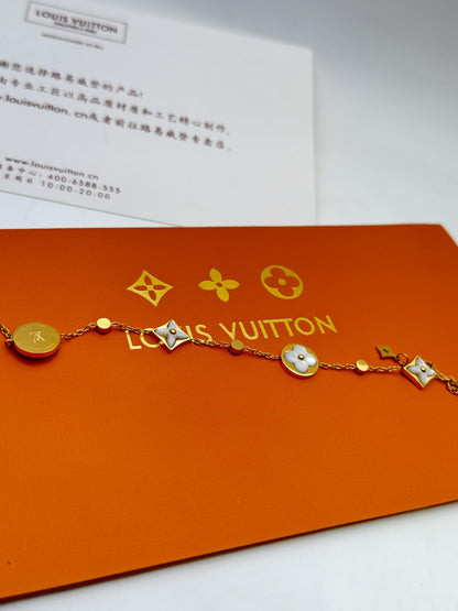 Rose Gold Enamel Clover Charm Bracelet | Minimal Luxury Chain for Women