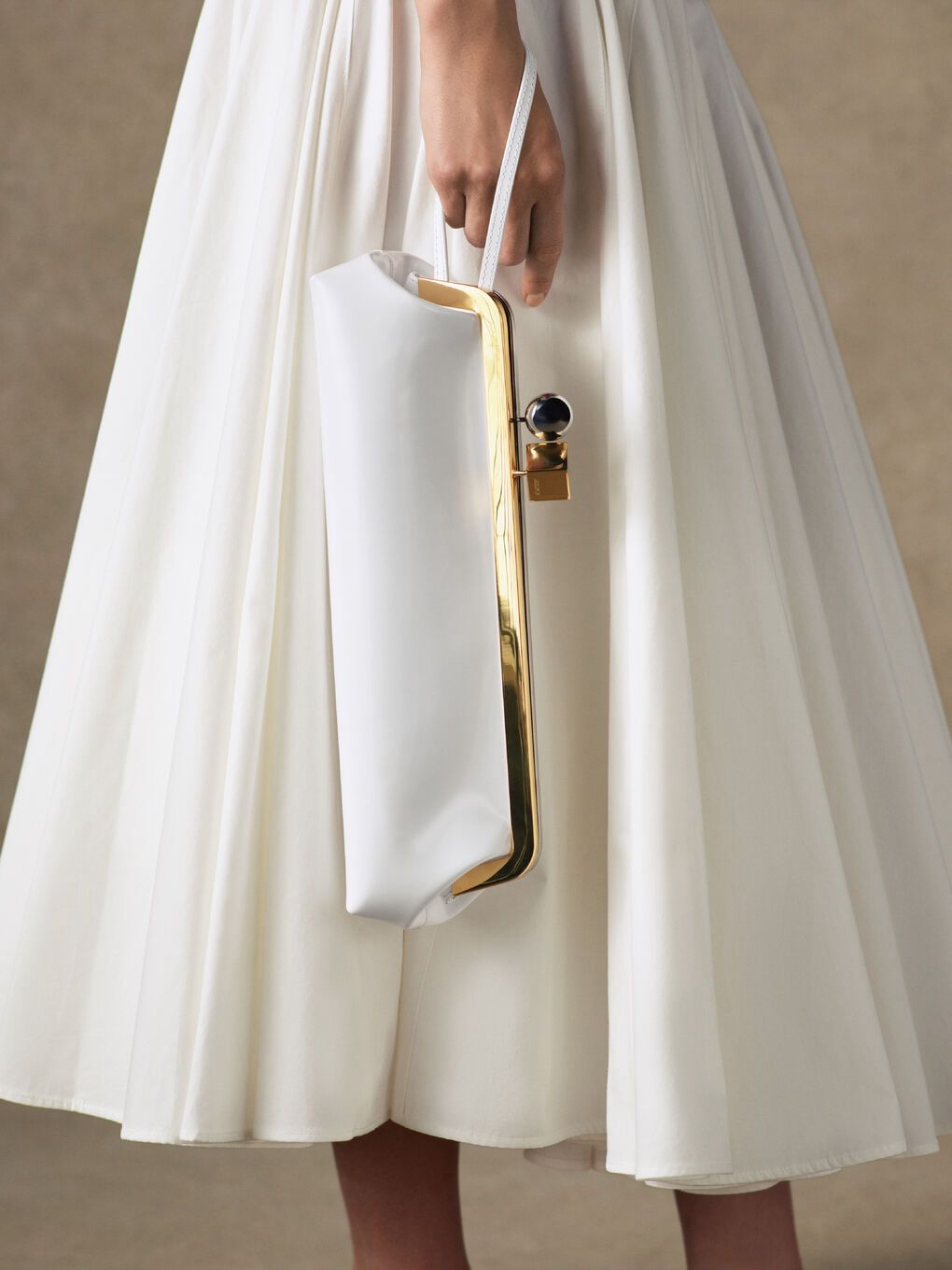 White Frame Shoulder Clutch – Kiss-Lock Evening/Bridal Bag with Top Handle