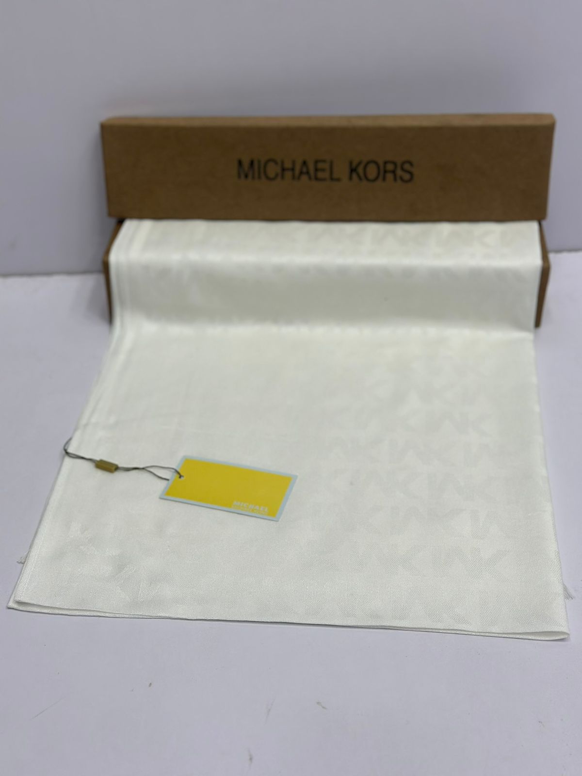 Luxury Jacquard Pashmina Scarf for Women – Soft Winter Shawl & Stylish Wrap