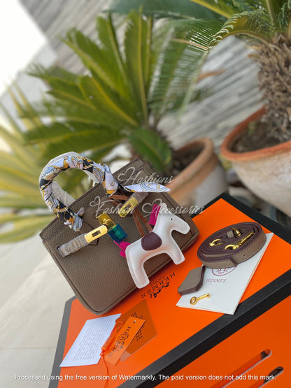 Mini Pebbled Leather Top Handle Satchel 20cm | Crossbody